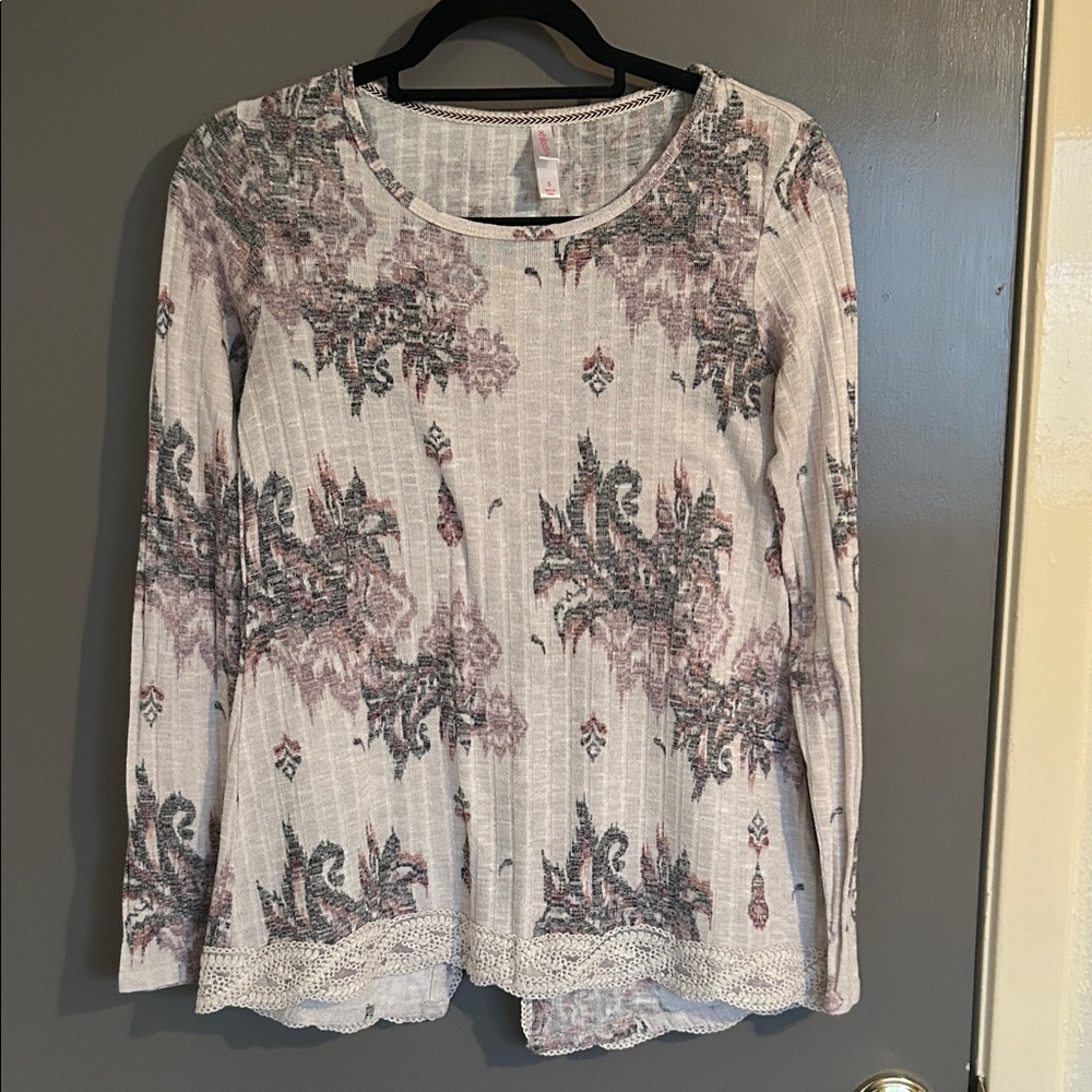 Xhilaration Pink and Gray Patterned Long Sleeve Top